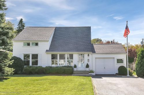 218 Oxford Ave, Red Bank NJ 07704 exterior