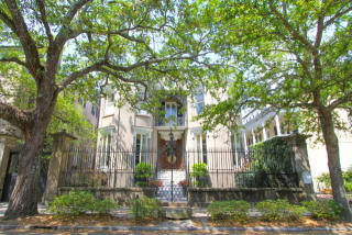 37 Meeting St, Charleston, SC 29401-2736