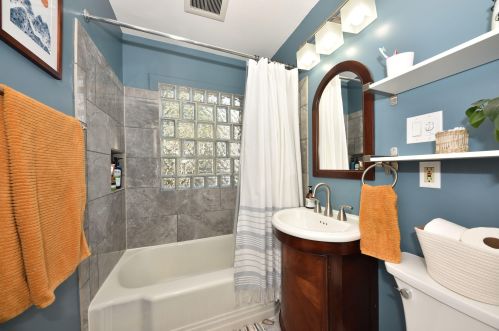 1214 Roadsmeet St, Milwaukee WI  53212-2646 exterior