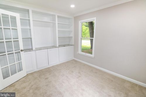 14500 Carona Dr, Silver Spring MD  20905-5885 exterior