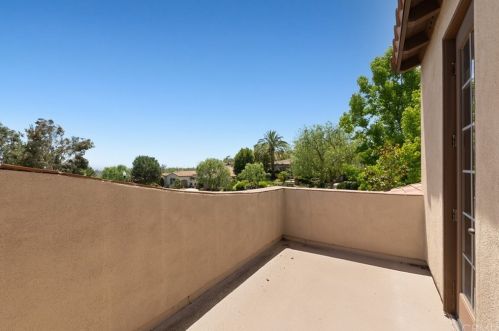 10723 Plumas Way, Tustin CA  92782-4305 exterior