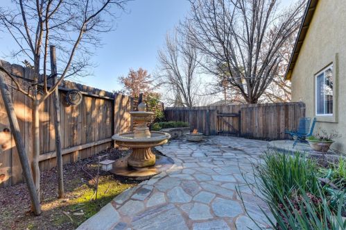 1079 Mallard Cir, Folsom CA 95630-7507 exterior