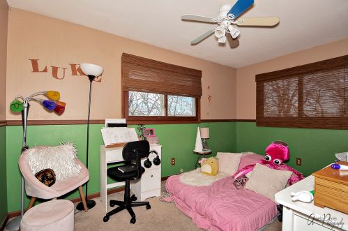 3105 Hilltop Dr, Bull Valley IL 60097-9303 exterior