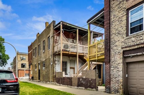 3600 Winchester Ave, Chicago IL 60609-1234 exterior