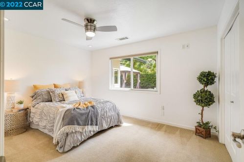 2 Clark Ct, Concord CA exterior