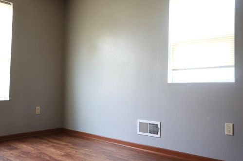 2223 28, Milwaukee WI 53215-2425 exterior