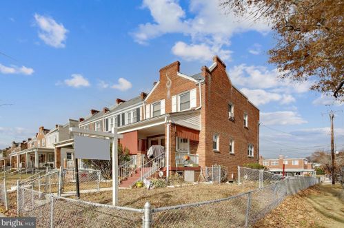 1280 Delafield Pl, Washington DC  20011-4418 exterior