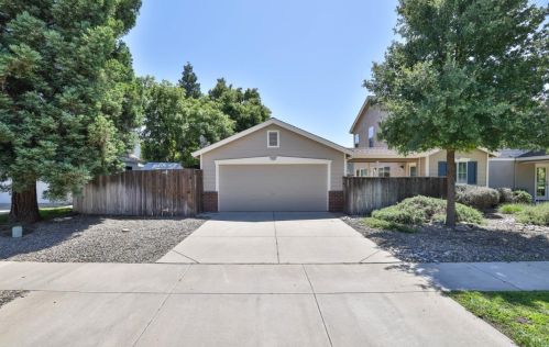 601 Sandy Way, Turlock, CA 95382-7317