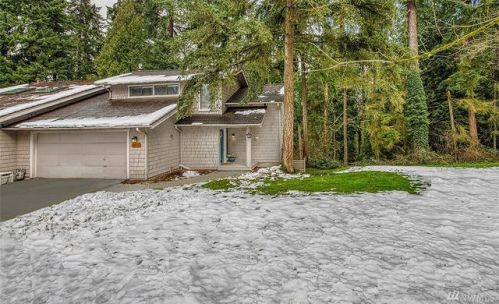 5904 160th Ct, Redmond, WA 98052-4821