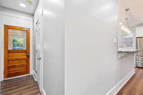 1433 Mervin Ave, Pittsburgh PA  15216-2028 exterior