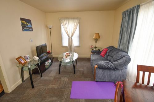 4849 Mohawk Ave, Milwaukee WI 53217-5034 exterior