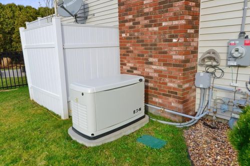 9 Ferncrest Dr, Providence RI 02919-3503 exterior