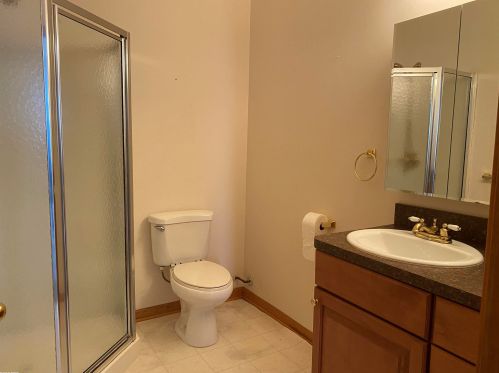 32047 Lakepoint St, New Baltimore MI 48047-3483 exterior