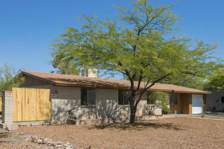 6741 Camino De La Tierra, Tucson, AZ 85746-6126