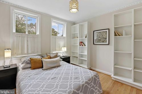 2731 Dumbarton St, Washington DC 20007-3336 exterior