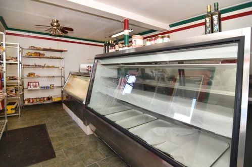 56 Greenville Ave, Providence, RI 02911-3143