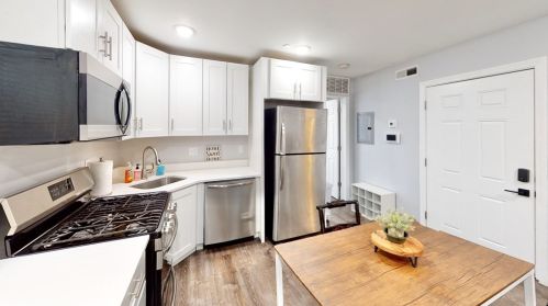 67 Cottage St, Boston, MA