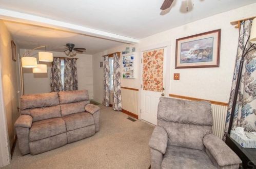 416 13th St, Mishawaka, IN 46544-5560