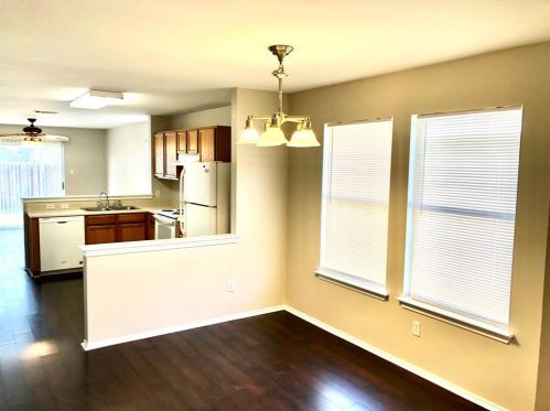 3008 Crownover St, Austin, TX 78725-4766