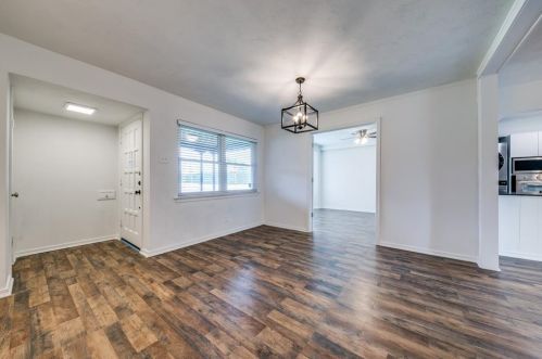 9930 Cloister Dr, Dallas TX 75228-3617 exterior