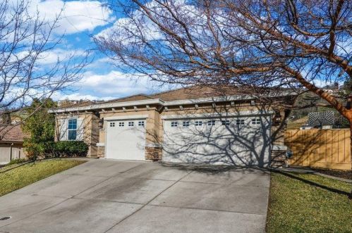 658 Hildebrand Cir, Folsom, CA 95630-6302