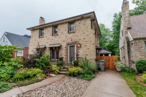 2912 73rd St, Milwaukee, WI 53210-1065