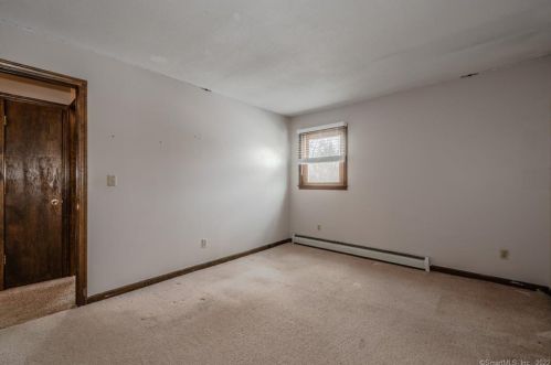 77 Moss Ave, Seymour CT 06483-3509 exterior