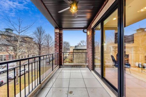 4321 Paulina St, Chicago IL  60613-1219 exterior