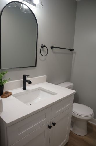 2621 Troy St, Chicago IL 60655-2320 exterior