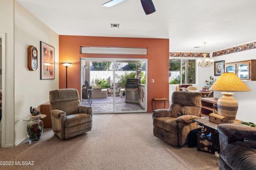 7451 Maritime Dr, Tucson AZ 85756-9151 exterior