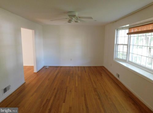 10317 Folk St, Silver Spring MD  20902-3857 exterior