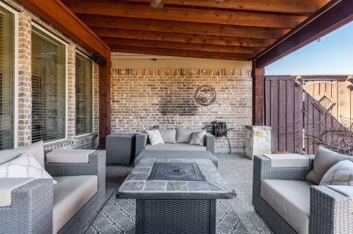 13092 Dianna Dr, Frisco TX 75033-8020 exterior