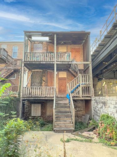 1945 Kedzie Ave, Chicago IL 60629-3532 exterior