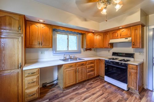 1218 Kenmore Ave, Joliet IL 60435-3940 exterior