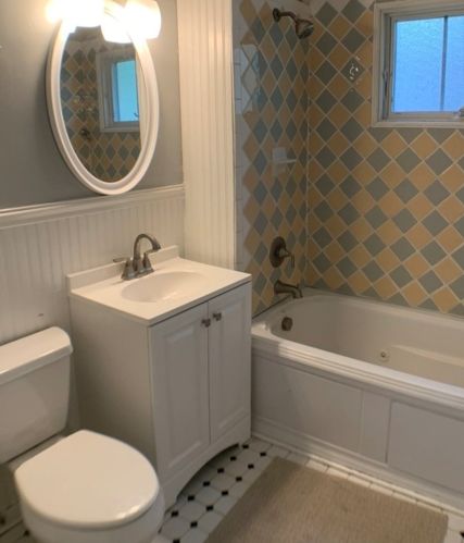 2319 109 St, Chicago IL 60628-3703 exterior