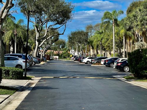 5218 Europa Dr, Boynton Beach FL 33437-2152 exterior