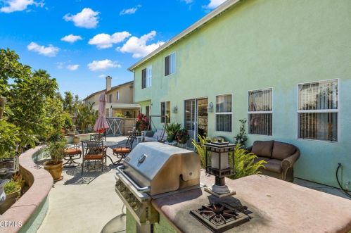 637 Morado Pl, Oxnard CA 93030 exterior