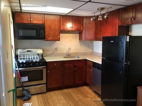 306 Sumner St, Boston MA 02125 exterior