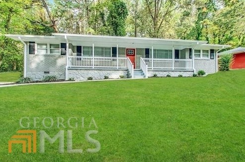 3207 Cloverhurst Dr, Atlanta GA  30344-4509 exterior