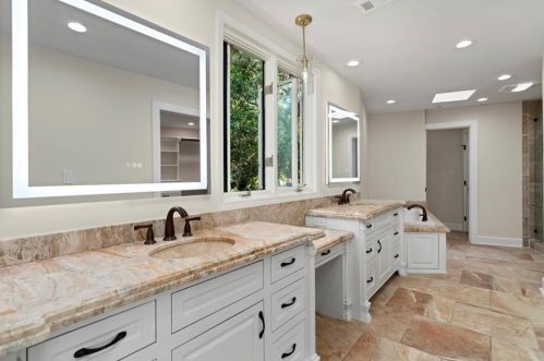 1027 Challenger, Austin TX 78734-4211 exterior