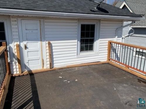 2256 13 St, Duluth MN 55810-1254 exterior