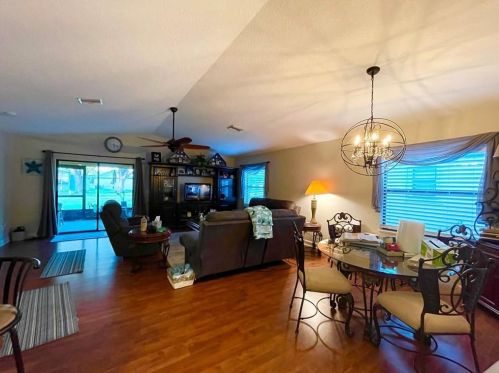 14442 Azucena Ct, Fort Pierce FL 34951-4327 exterior