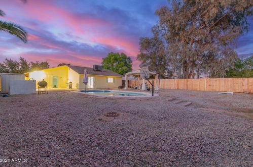 1317 Chilton St, Chandler AZ 85224-1318 exterior