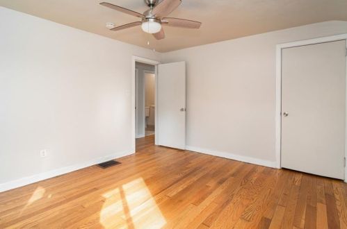 712 Southern Ave, Pittsburgh PA 15235-4166 exterior