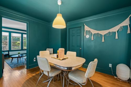 631 Bruce St, Milwaukee WI 53204-1531 exterior