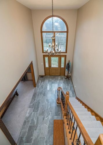 11070 Rambling Oaks Dr, Saint Louis MO 63128-2036 exterior