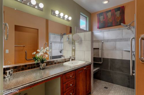 653 Rugged Cyn Dr, Green Valley AZ 85614-6188 exterior