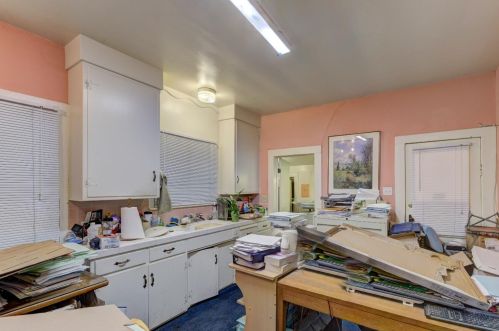 102 Natoma St, Folsom CA 95630-3011 exterior