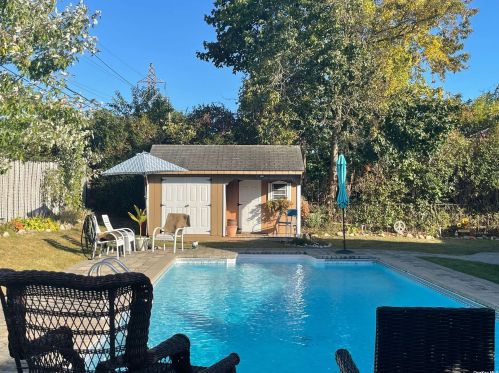 33 Laurinda Dr, Commack NY 11725-4503 exterior