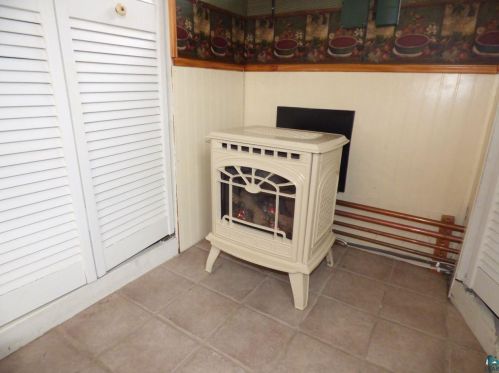 1320 Minnesota Ave, Duluth MN 55802-2425 exterior